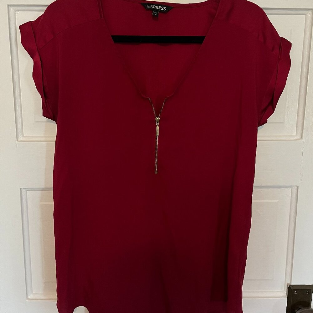 Express Maroon / Wine Color Front Zip Top